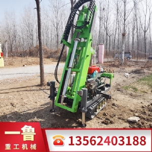 光伏打樁機
