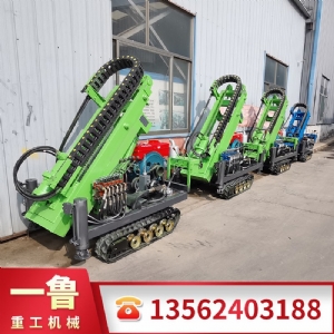光伏打樁機